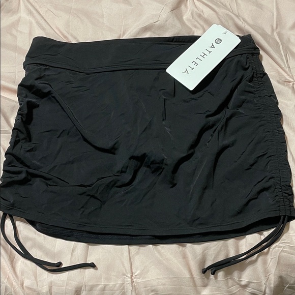 NWT Athleta Aqualuxe Side Scrunch Swim Skirt Black Adjustable Size Small - Picture 3 of 9